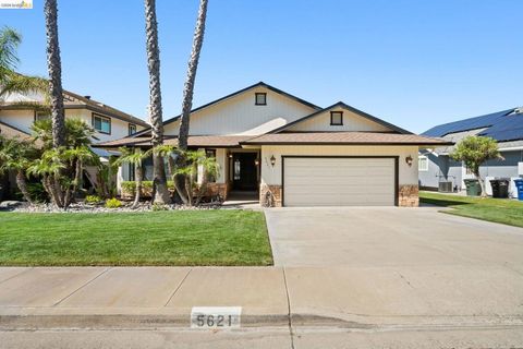 Photo of 5621 Starboard Dr Dr, Discovery Bay, CA 94505 (MLS # 41130271)