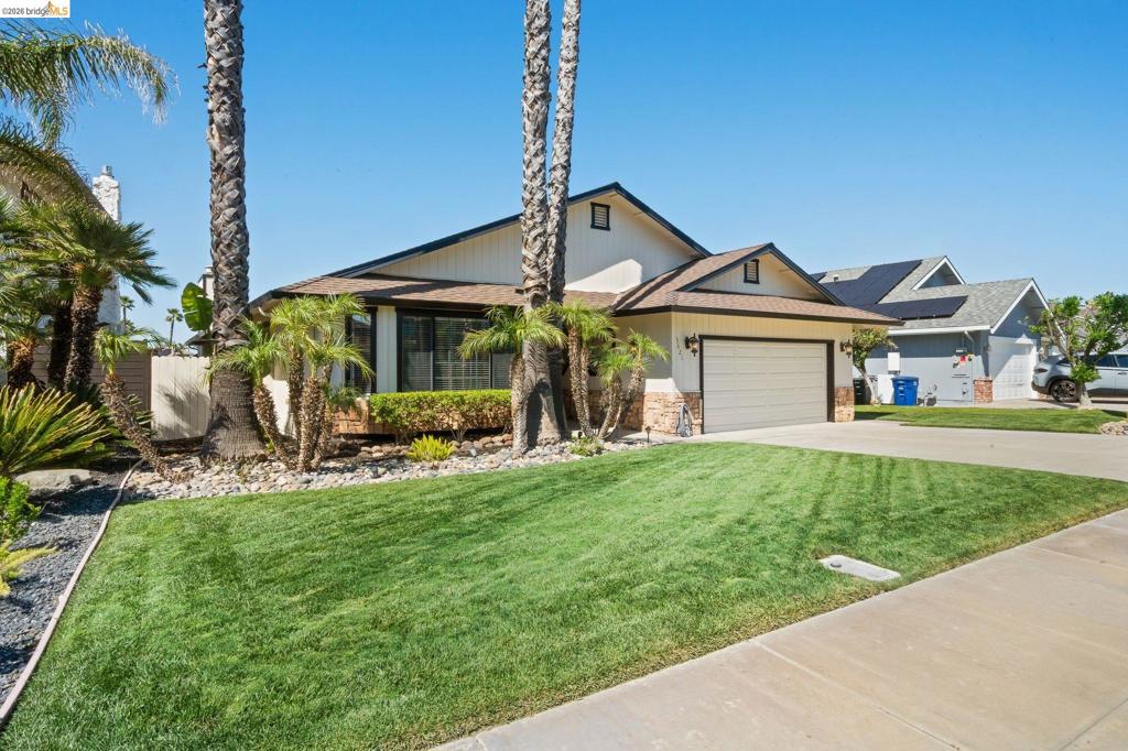 5621 Starboard Dr