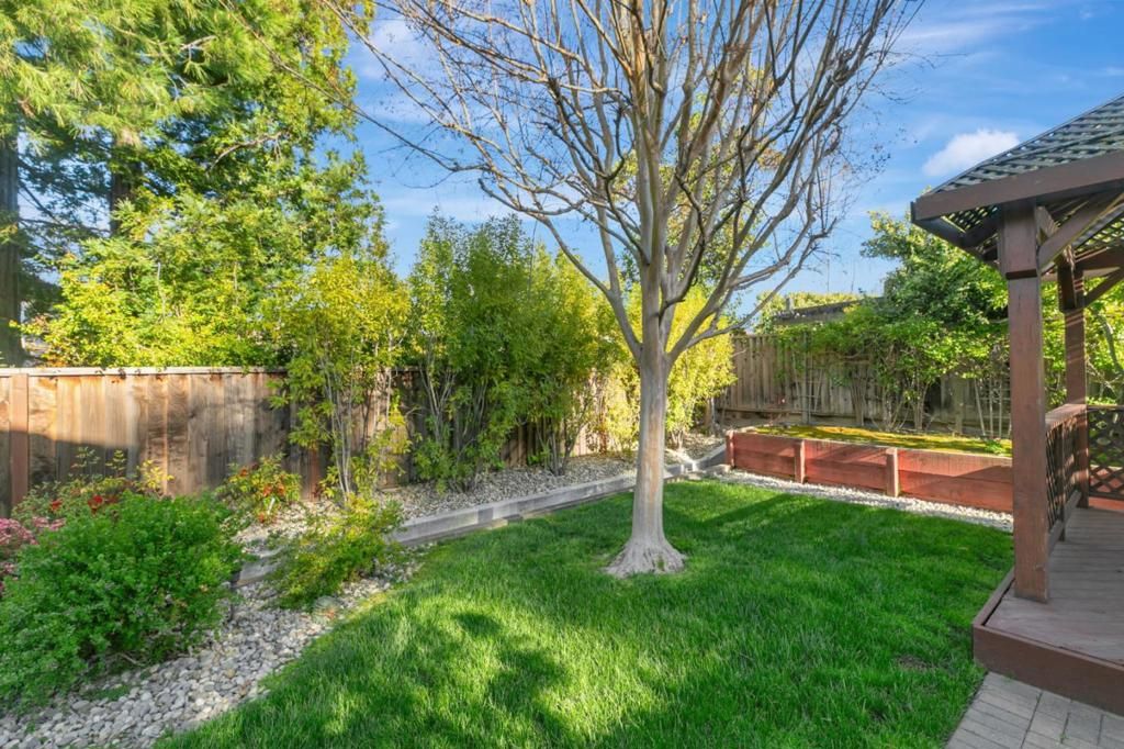 listing image 130722125719838276818