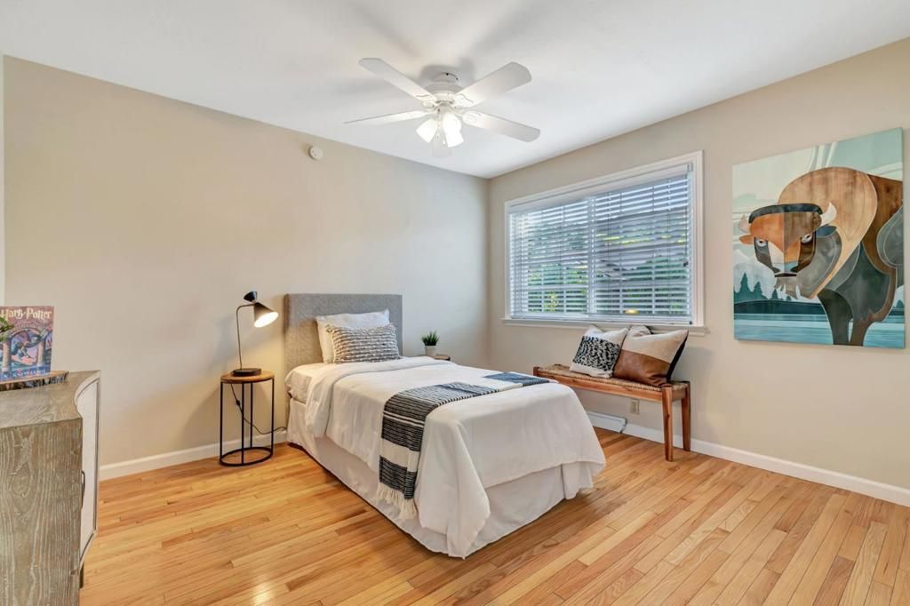 listing image 130721309609235477821