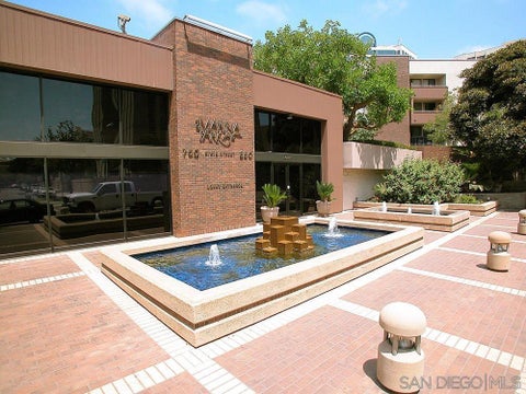 Photo of 850 State street St #328, San Diego, CA 92101 (MLS # 260018477SD)