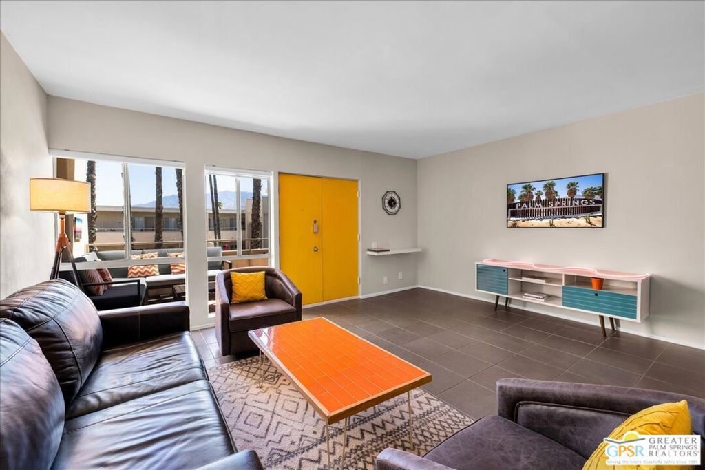 277 E Alejo Road 206