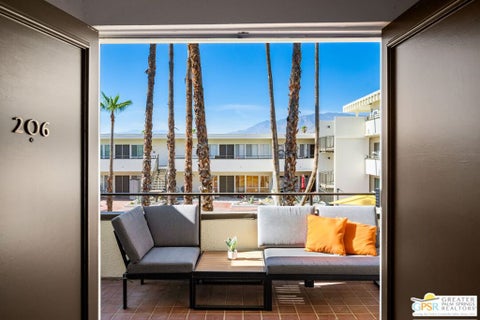 Photo of 277 E Alejo Road #206, Palm Springs, CA 92262 (MLS # 26847471PS)
