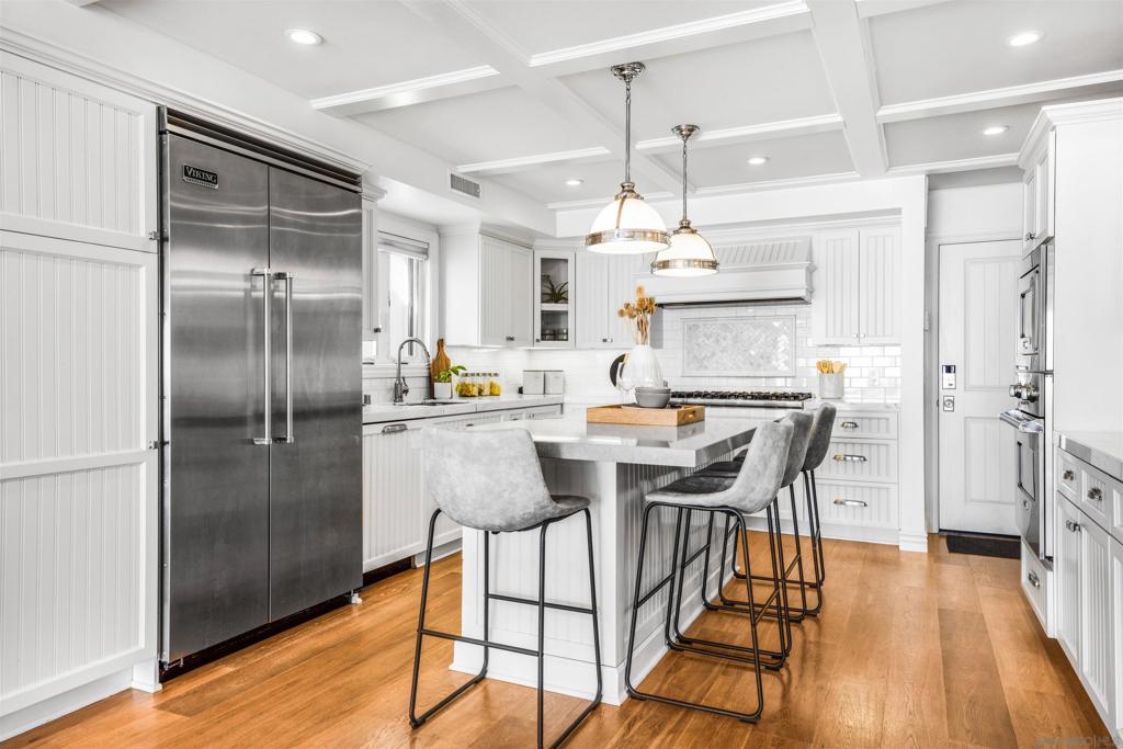 Mission Beach - Residential