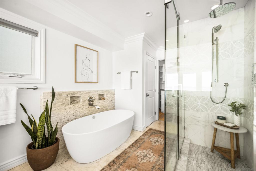 Mission Beach - Residential