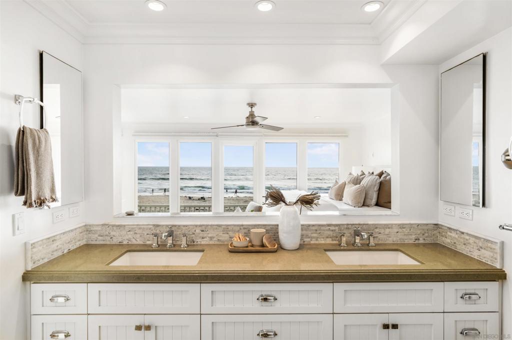 Mission Beach - Residential