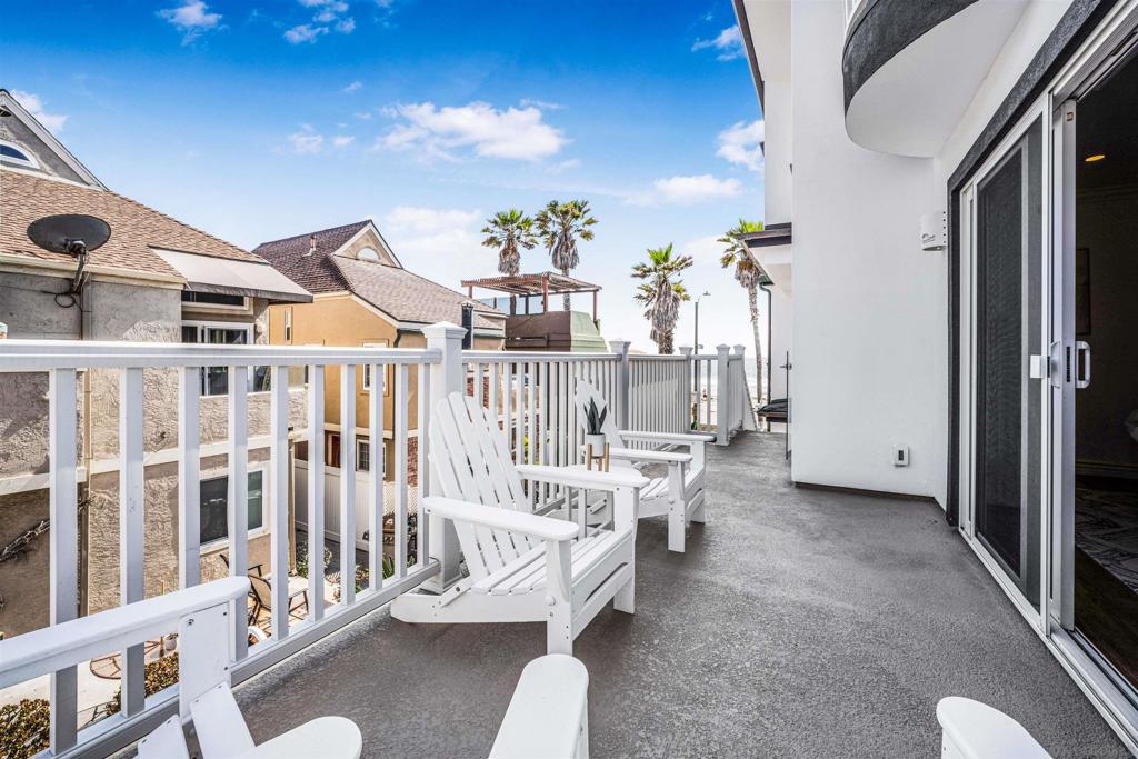 Mission Beach - Residential