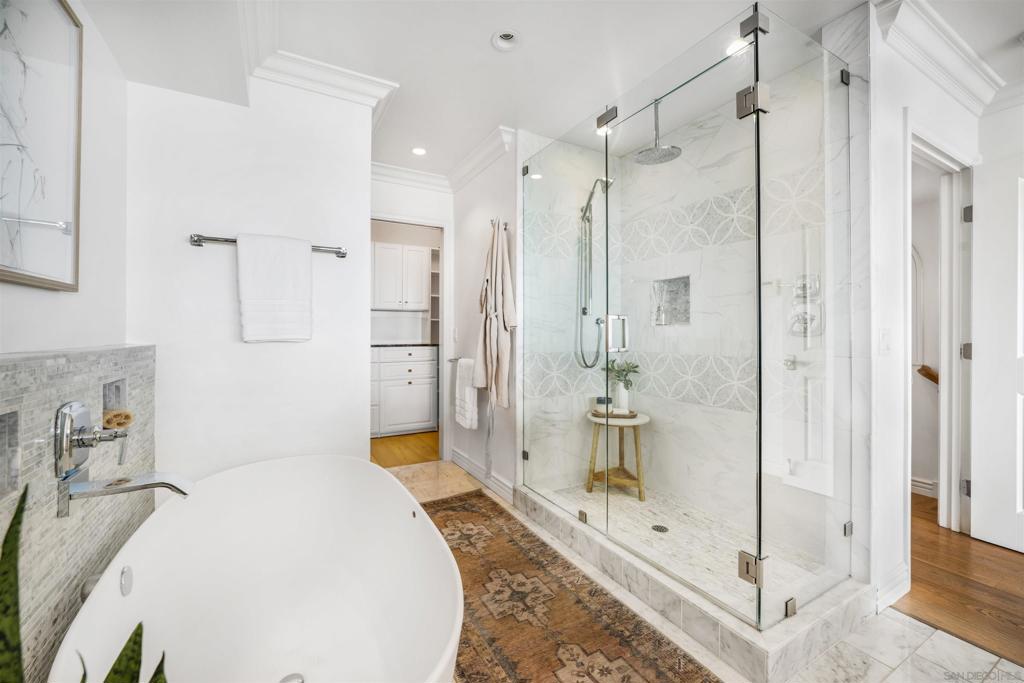 Mission Beach - Residential