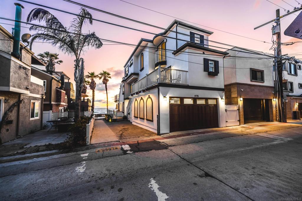 Mission Beach - Residential