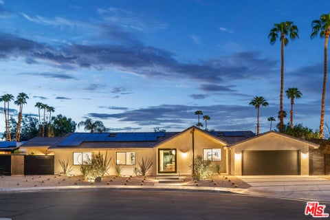 Photo of 2942 E Orella Circle, Palm Springs, CA 92264 (MLS # 26988199)