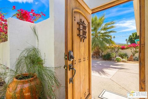 511 N Calle Rolph Palm Springs CA 92262