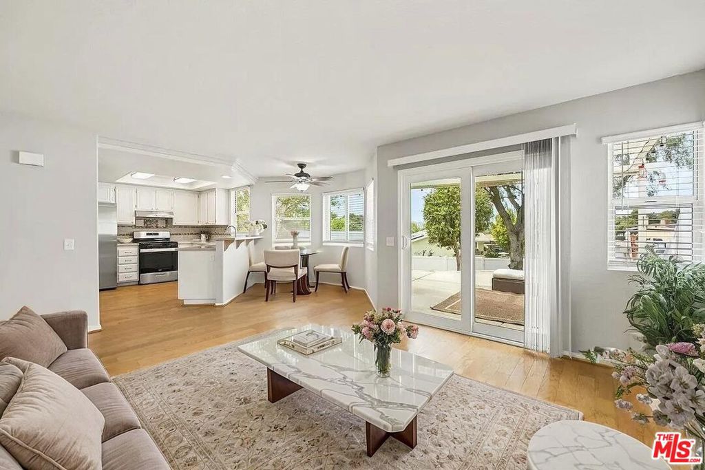 282 Royal Glen Drive