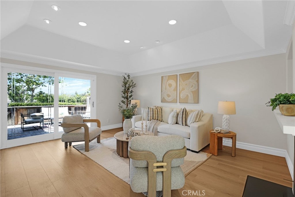 3396 Paseo Halcon