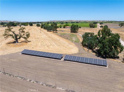 Tiny photo for 5275 Camp 8 Road, Paso Robles, CA 93446 (MLS # NS26112499)