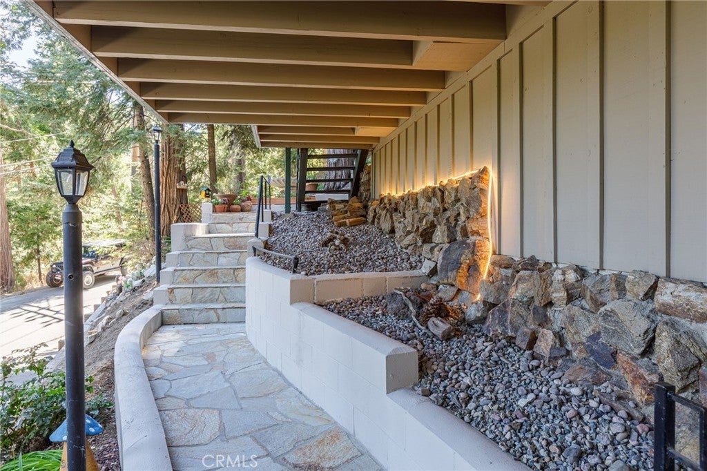 24611 Valle Drive
