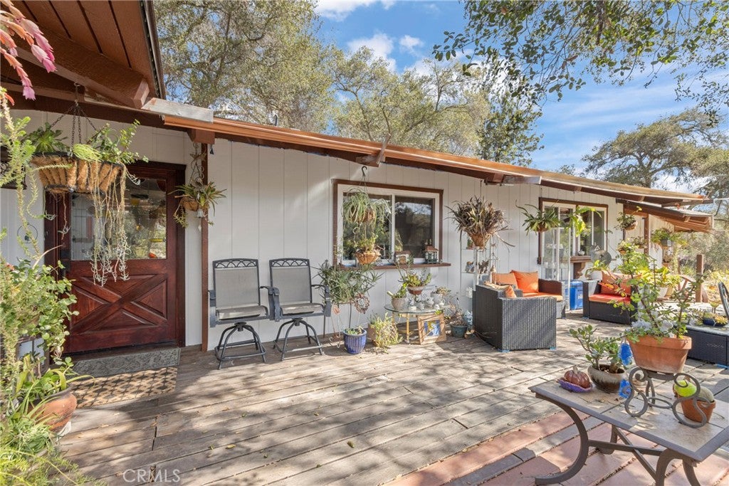 514 S Live Oak Park