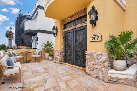 Photo of 207 18th Street, Huntington Beach, CA 92648 (MLS # AR26189522)