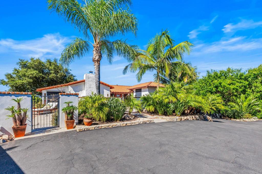 1792 Alta Vista Drive