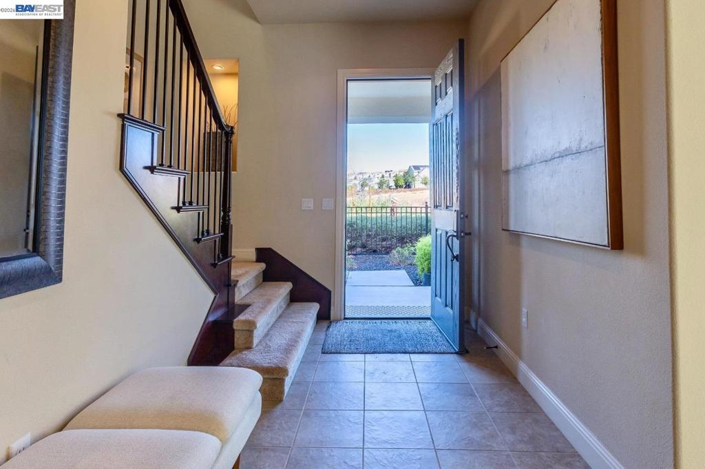4456 Sunset View Dr