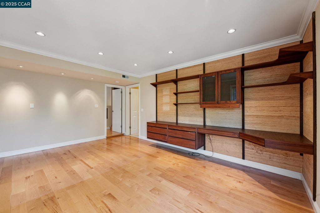 UPPER HAPPY VLY - Residential