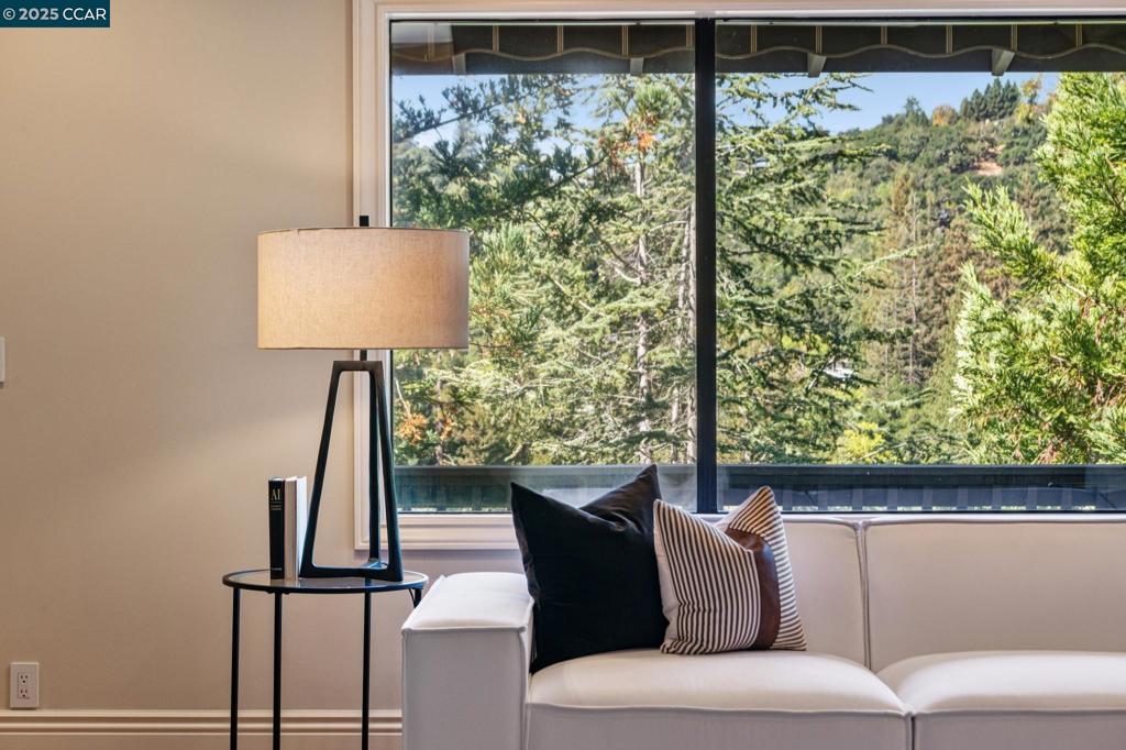 UPPER HAPPY VLY - Residential