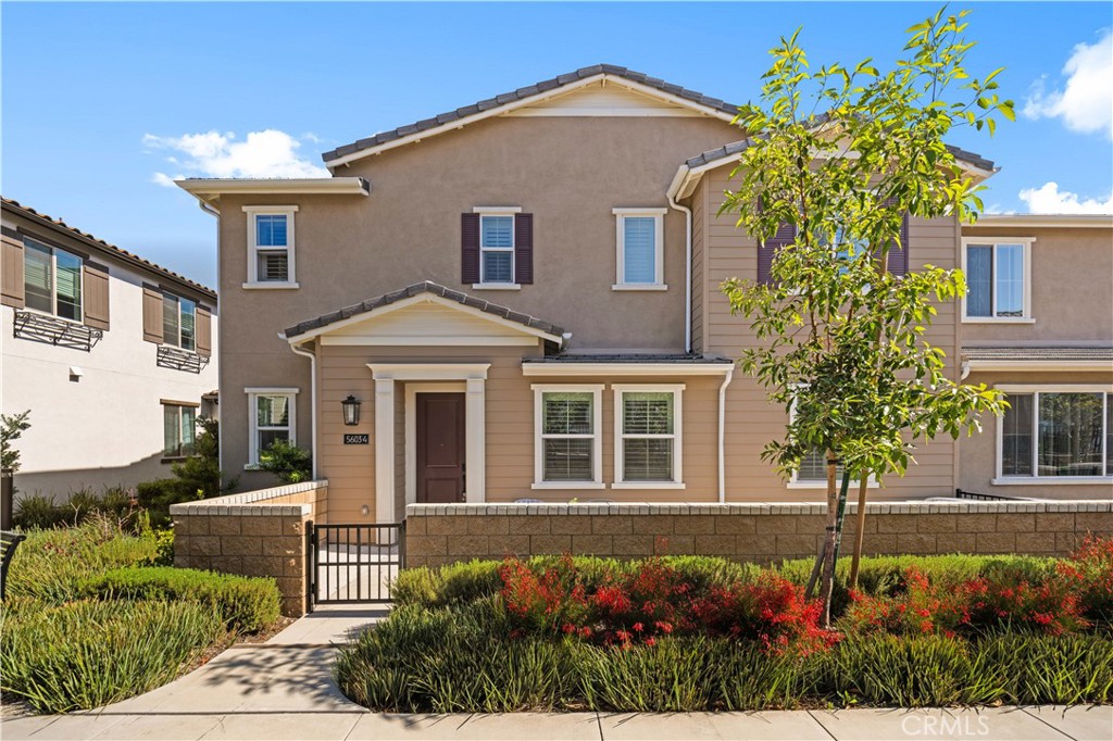 Luxurious Townhouse is located in a gated community of Shady Trails North Fontana. 4 bedrooms and 3 bathrooms, which one bedroom and one bathroom are downstair. Open floor plan with huge living room and kitchen has a granite counters. attached 2 car garage. The spacious Master bedroom suite offers a large walk-in closet. HUGE LOFT and laundry room hook ups. The Association amenities include a fully staffed Clubhouse featuring an over sized pool, spa, fully equipped gym, media house, billiard room, parks and close to local schools, with resort like living.