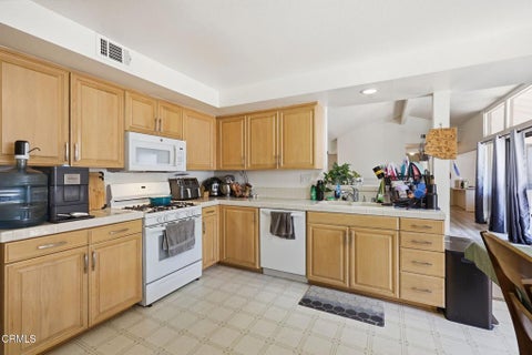 Tiny photo for 10277 Alexandria Street, Ventura, CA 93004 (MLS # V1-39413)