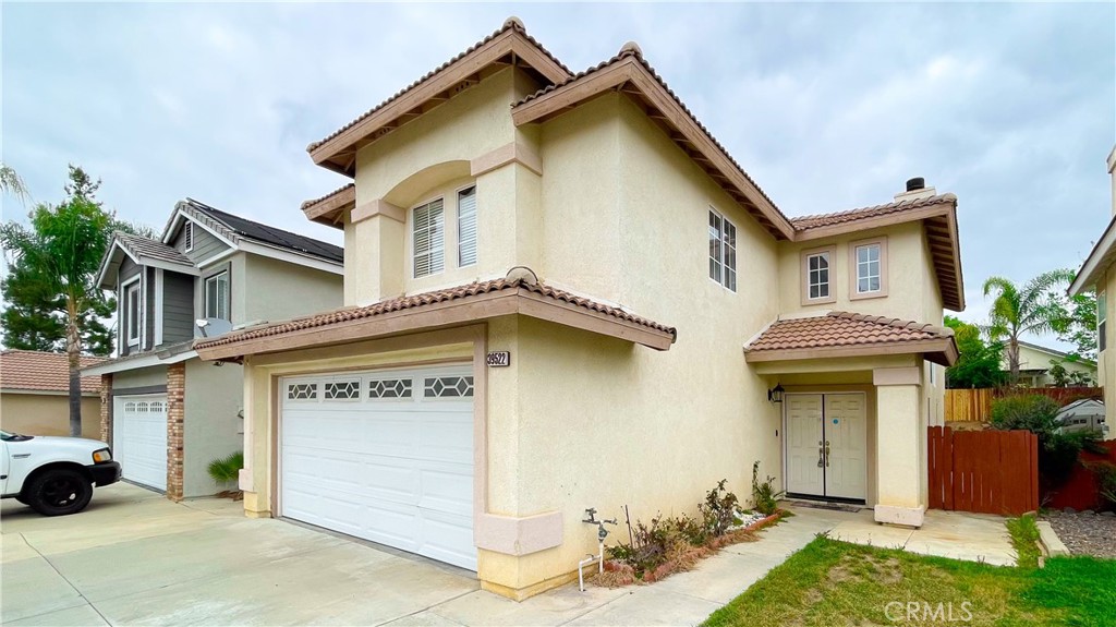 39522 Oak Circle