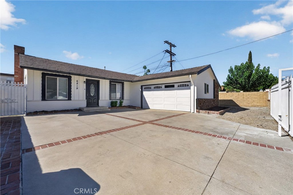 6819 Bellaire Avenue