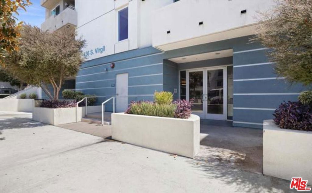 Photo of 436 S Virgil Avenue #209, Los Angeles, CA 90020 (MLS # 26669489)