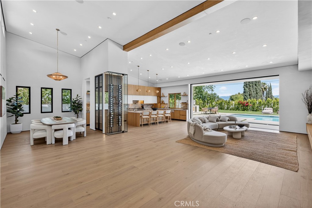 5636 Rawlings Avenue