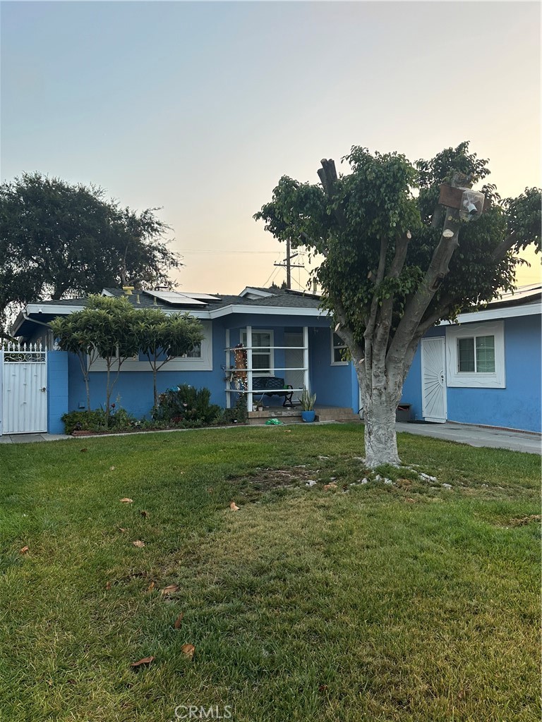 1307 E Merona Place