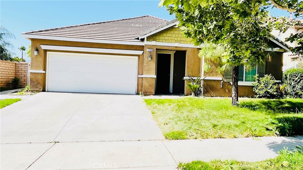 Welcome to your new home. This beautiful residence has 4 bedrooms and 3.5 bathrooms. It features a very spacious open floor plan. The main master suite is on the lower level and includes his-and-her walk-in closets. The bathroom has dual sinks, a jacuzzi tub, and a standalone shower. The home has been remodeled in the last 2 years, and some rooms have been recently repainted. Upstairs, you will find 1 large bedroom with a walk-in closet and a private bathroom that has also been updated. The backyard is very spacious, has some trees, and is a great place for family gatherings and kids to play.