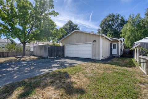 Photo of 1021 2nd Street, Lakeport, CA 95453 (MLS # LC26168987)