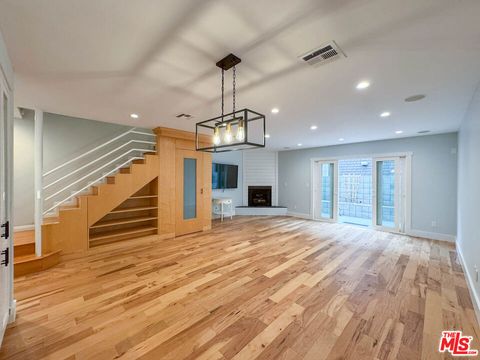 Photo of 1415 26th Street #3, Santa Monica, CA 90404 (MLS # 25606023)