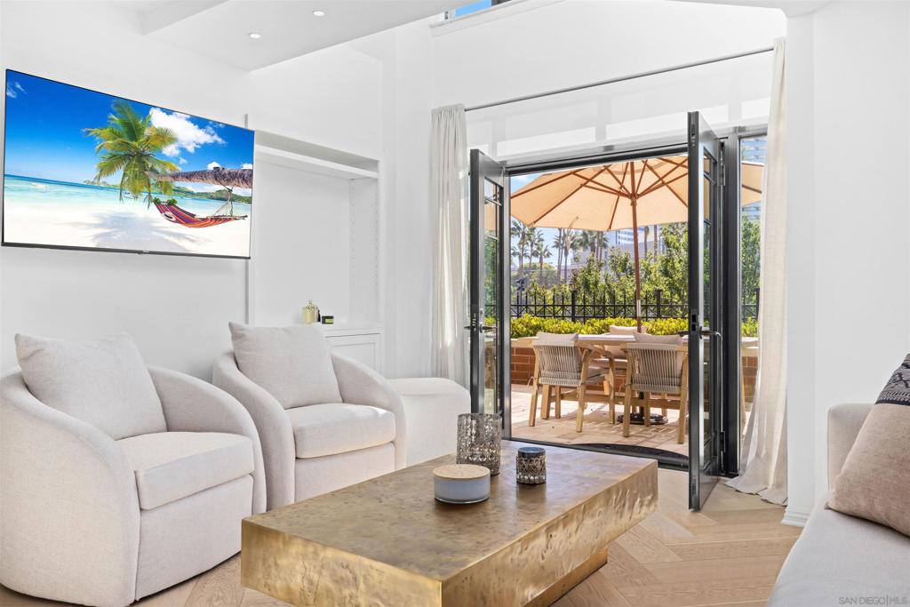 500 W Harbor Drive 136