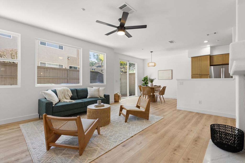 6415 Terraza Portico