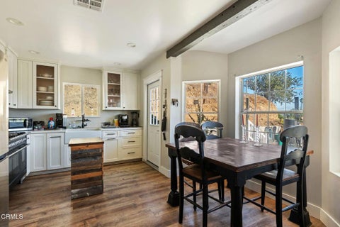 Tiny photo for 845 Mission Drive, Camarillo, CA 93010 (MLS # V1-39365)