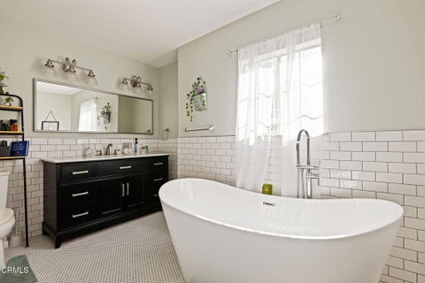 Tiny photo for 845 Mission Drive, Camarillo, CA 93010 (MLS # V1-39365)