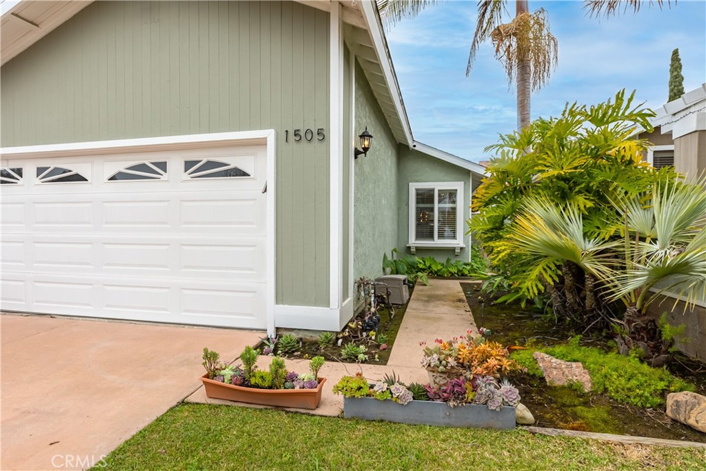 1505 Backbay Circle