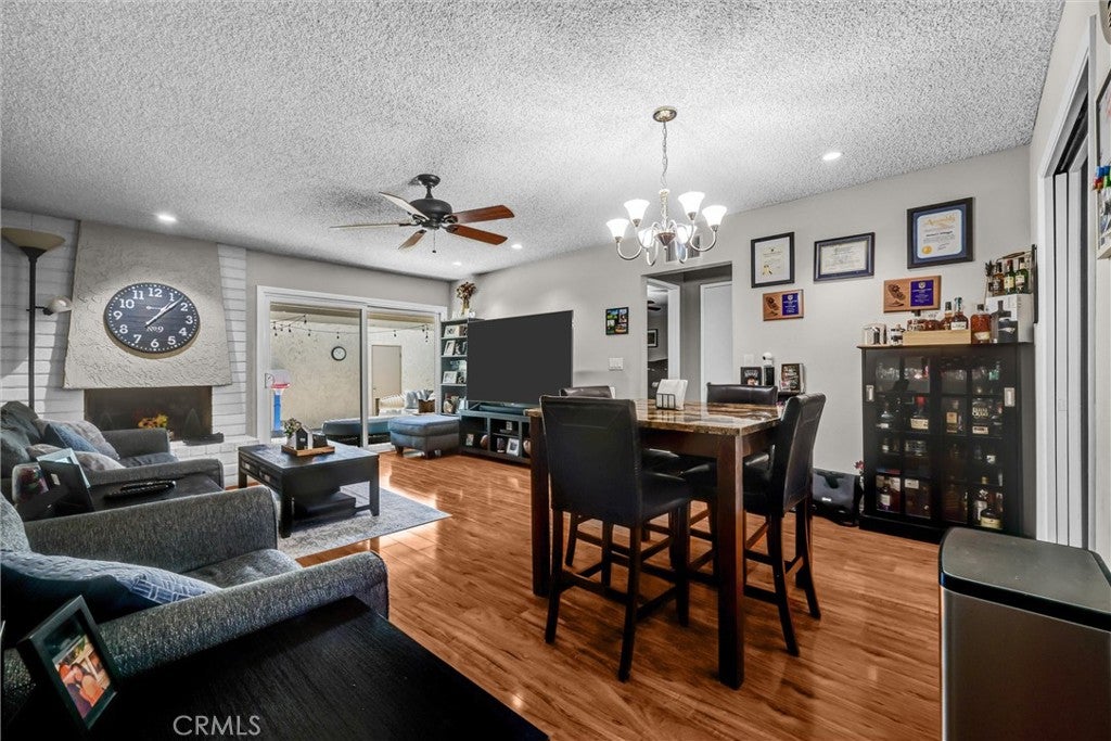 2035 E Blackwood