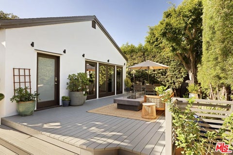 Photo of 3009 Carter Avenue, Marina Del Rey, CA 90292 (MLS # 26103546)