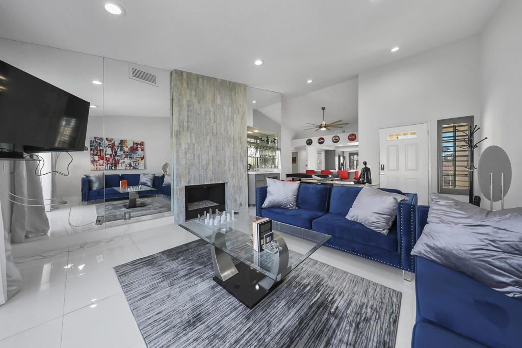 149 Desert Falls Drive