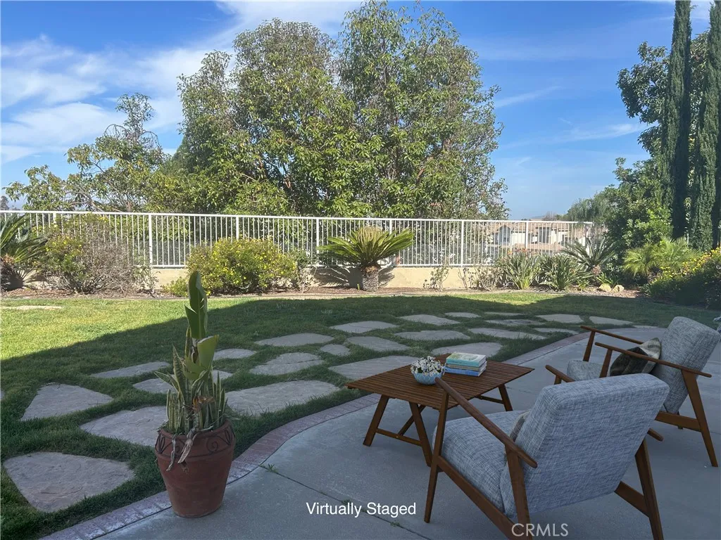 Rancho Santa Margarita, California 92688, United States, 4 Bedrooms Bedrooms, ,3 BathroomsBathrooms,Residential,Pending,111334