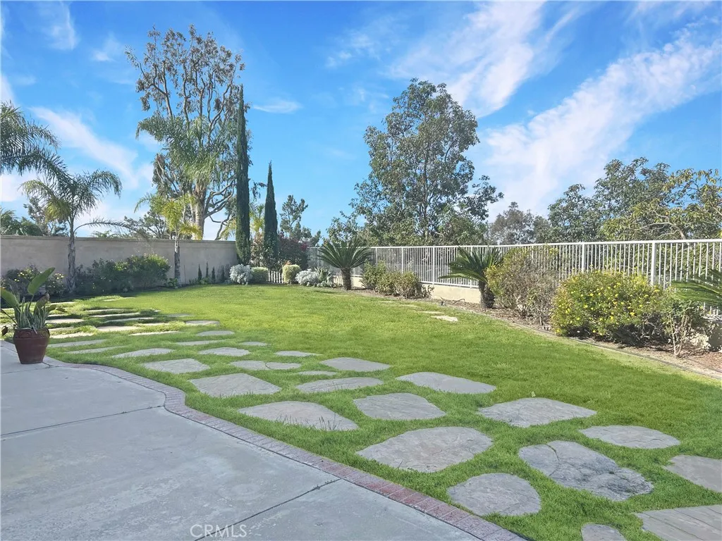 Rancho Santa Margarita, California 92688, United States, 4 Bedrooms Bedrooms, ,3 BathroomsBathrooms,Residential,Pending,111334