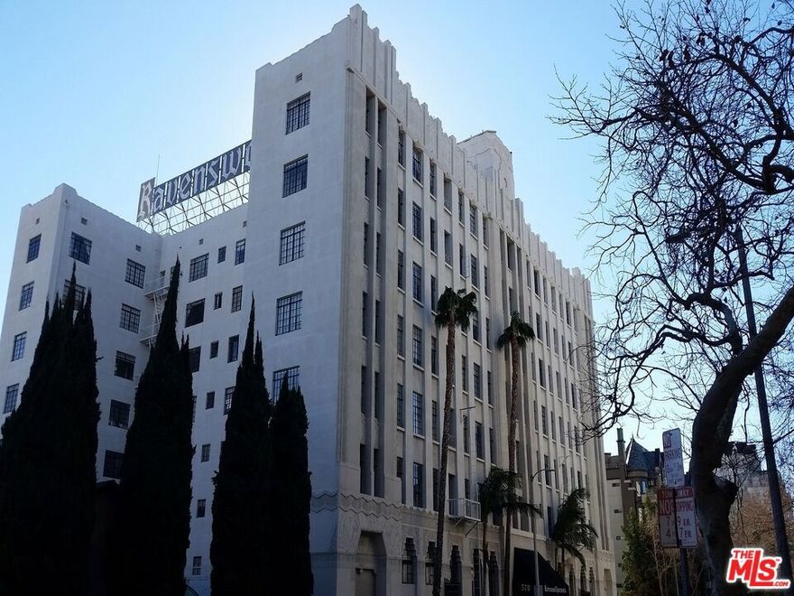 The Ravenswood is a historic apartment building located on North Rossmore Avenue in Los Angeles, California. Designed by architect Max Maltzman and built by Paramount Pictures in 1930, it is considered a landmark Art Deco masterpiece and was declared a Historic-Cultural Monument (no. 768) by the City of Los Angeles in 2003. Shown by appt; No Walk-Ins. ONE MONTH RENT FREE OAC!