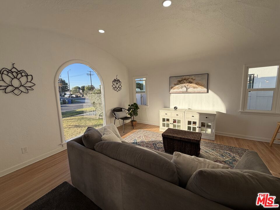 7806 S Denker Avenue