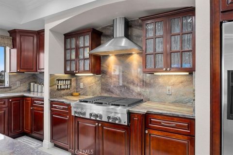 Tiny photo for 512 Esplanade #303, Redondo Beach, CA 90277 (MLS # PV25227212)