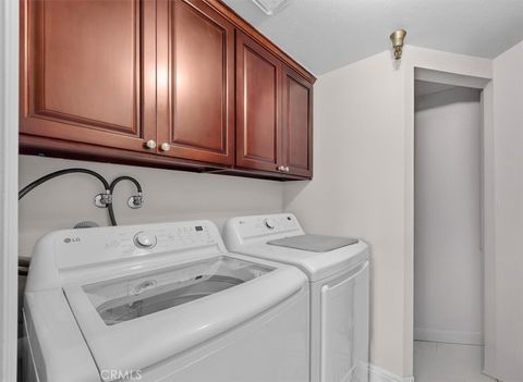 Tiny photo for 512 Esplanade #303, Redondo Beach, CA 90277 (MLS # PV25227212)