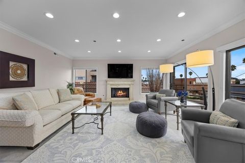 Tiny photo for 512 Esplanade #303, Redondo Beach, CA 90277 (MLS # PV25227212)